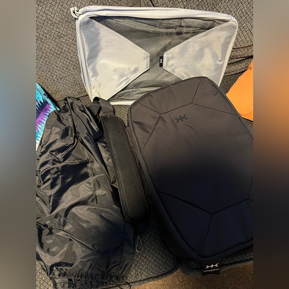 Knack convertible duffel with accessories